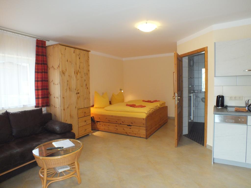 Ferienobjekt Beim Steinmetzen Appartement Radebeul Buitenkant foto